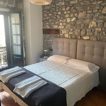 Apartamentos Hevia Villaviciosa  Exteriör bild